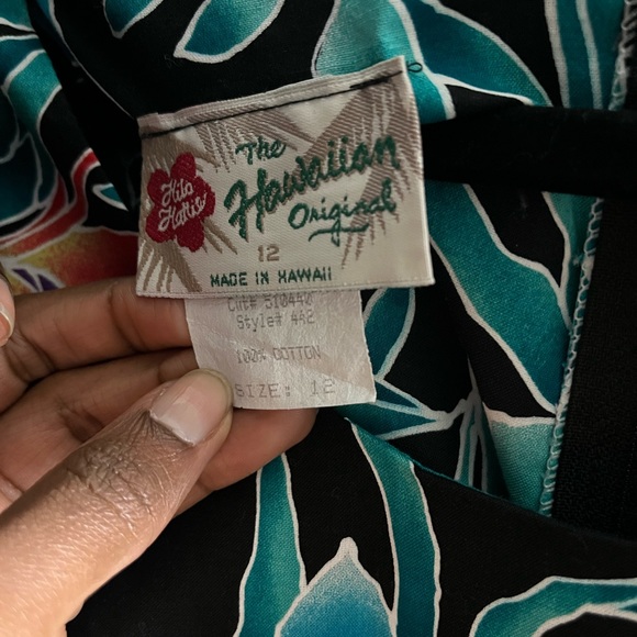 monstera leaf and birds of paradise dress. Vintage made in Hawaii. Size 12. - Picture 5 of 5